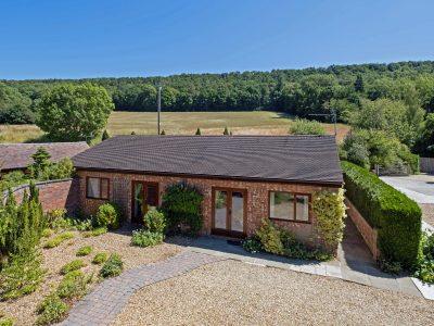 Curlew Cottage: Sleeps 8 in 4 ensuite bedrooms