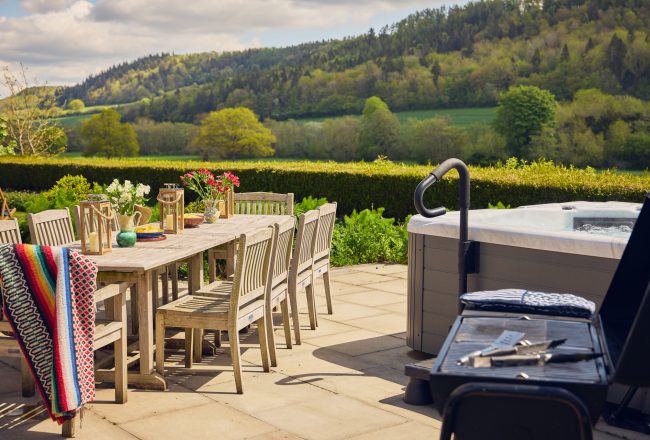 Pendennis: Patio with a view of Wenlock Edge