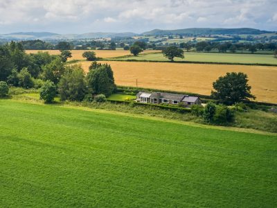 Pendennis: Set on its own in private grounds surrounded by countryside