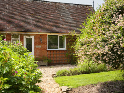 Woodpecker Way: Semi-detached single-storey estate apartment