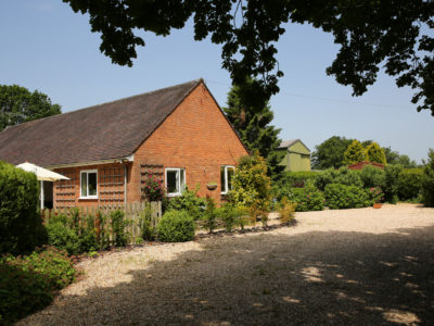 Pheasant Walk: Semi-detached single-storey estate apartment