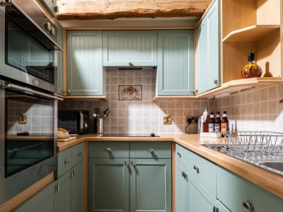 Garden Cottage: Well equipped self catering kitchen