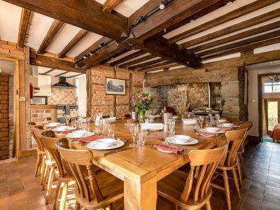 The Manor House: Grand dining room seating up to 18