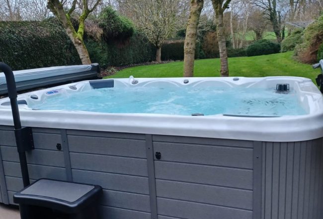 The Manor House's private hot tub